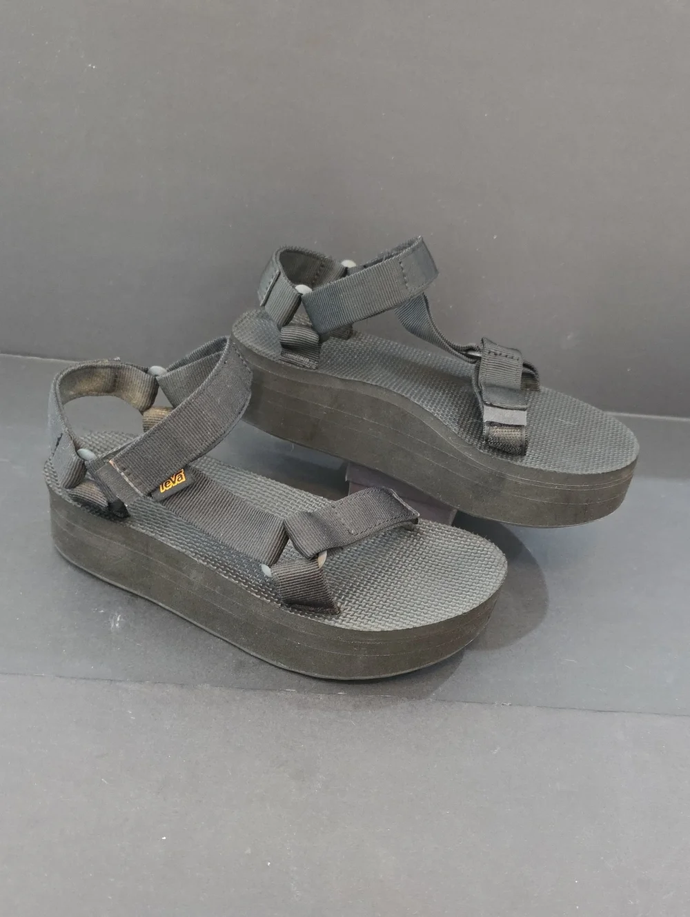 Nike Black Women's Platform Sport Sandals Size 6